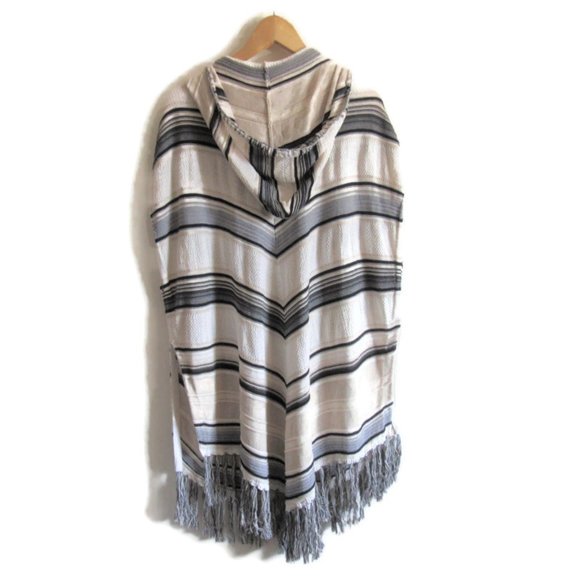 Anthropologie Moth Calexico Hooded Stripe Beach Wrap - Picture 7 of 11